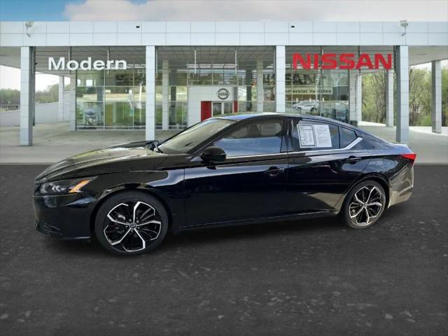 2023 Nissan Altima SR FWD