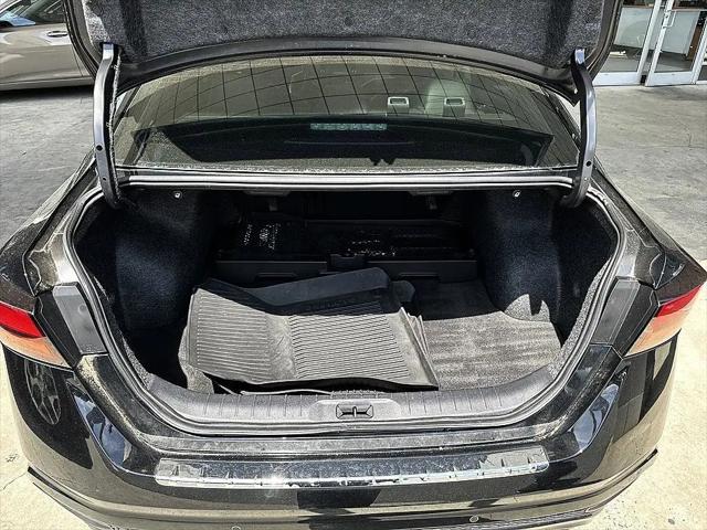 2023 Nissan Altima SR FWD