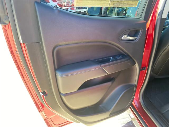 2020 GMC Canyon 4WD Crew Cab Short Box SLT
