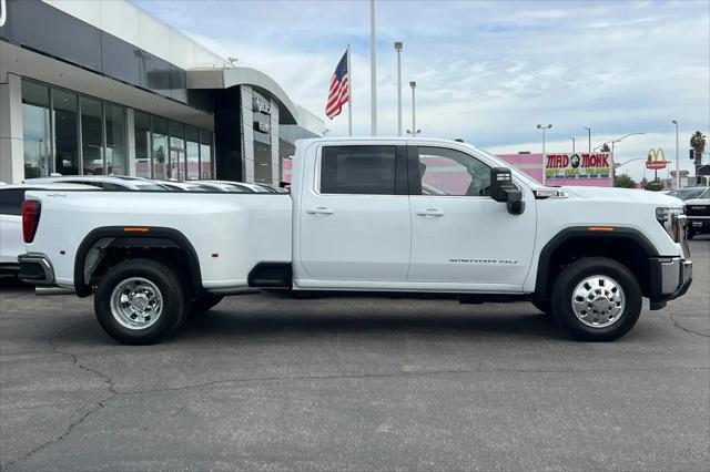 2026 GMC Sierra 3500HD Crew Cab, Long Bed, SLE Dual Rear Wheel, 4WD