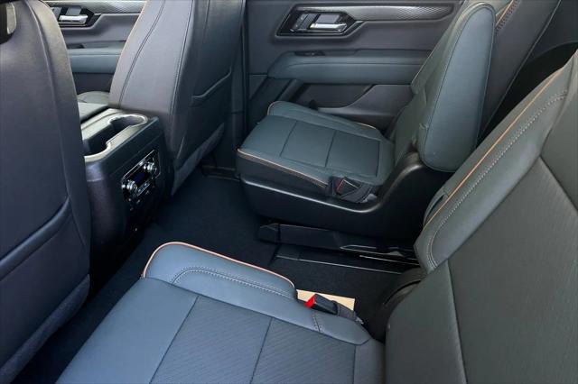2026 GMC Yukon 4WD AT4