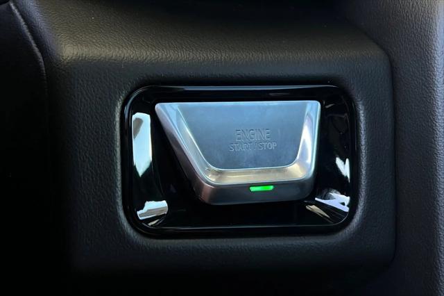 2026 GMC Yukon 4WD AT4