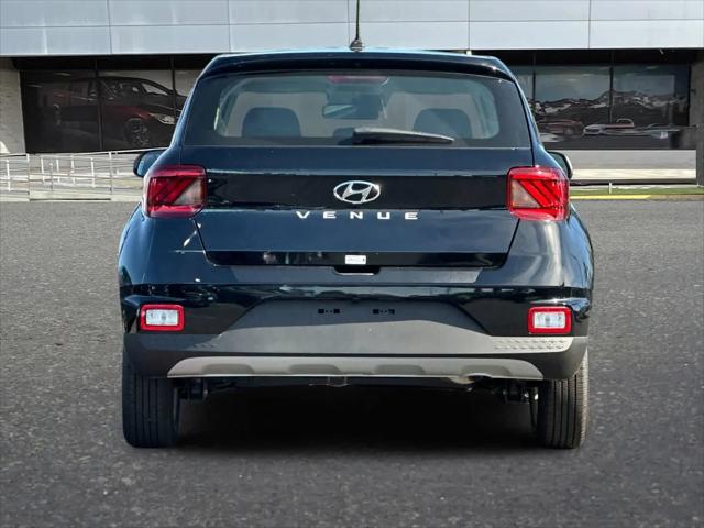 2026 Hyundai Venue SE