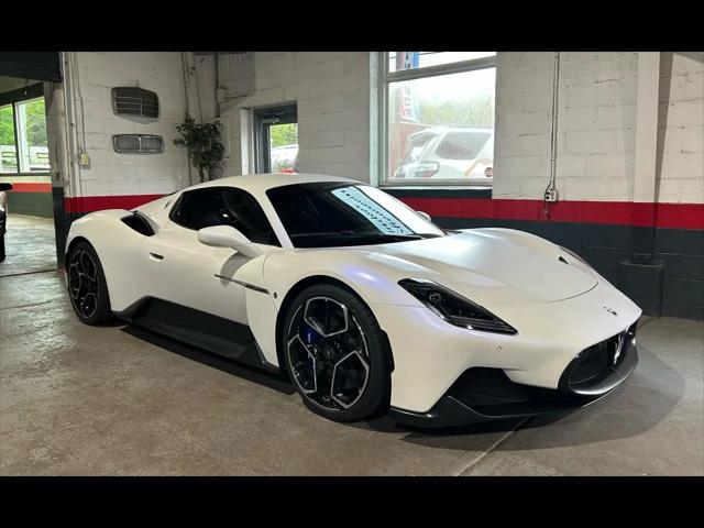 2022 Maserati C20 Standard