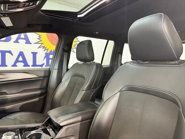 2023 Jeep Grand Cherokee Altitude 4x4