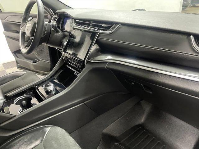 2023 Jeep Grand Cherokee L Altitude 4x4