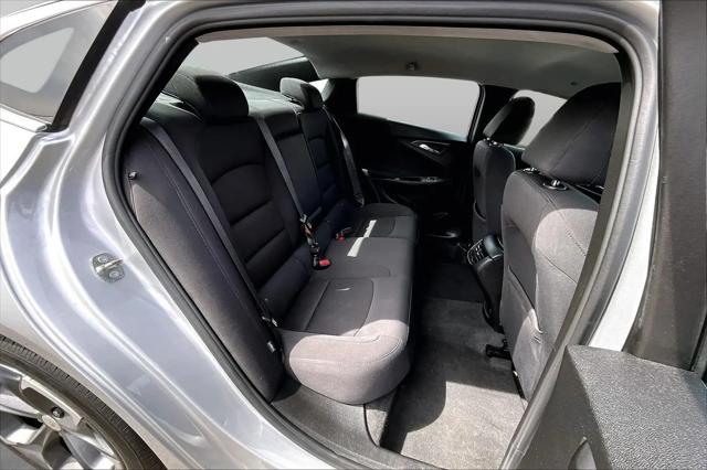 2022 Chevrolet Malibu FWD LT