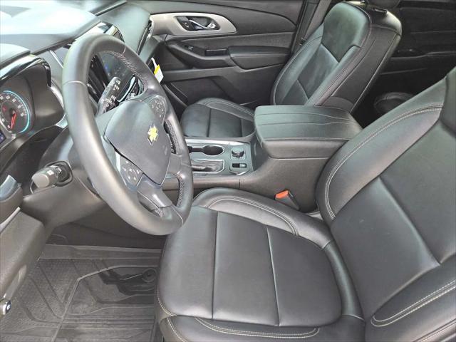 2023 Chevrolet Traverse FWD LT Leather