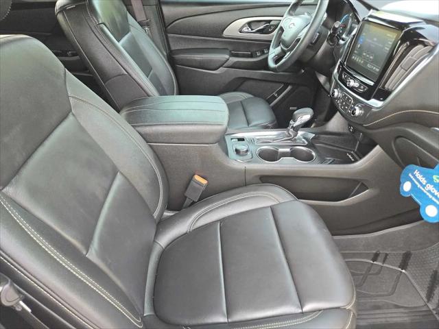 2023 Chevrolet Traverse FWD LT Leather