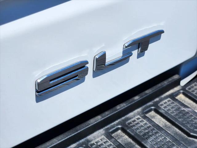 2026 GMC Sierra 1500 Crew Cab, Short Bed, SLT, 4WD