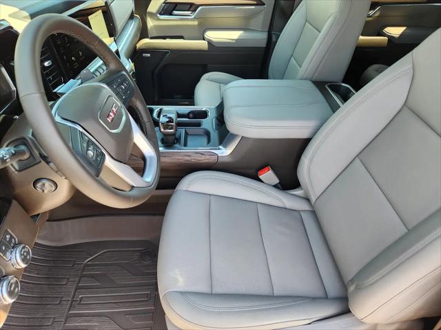2026 GMC Sierra 1500 Crew Cab, Short Bed, SLT, 4WD