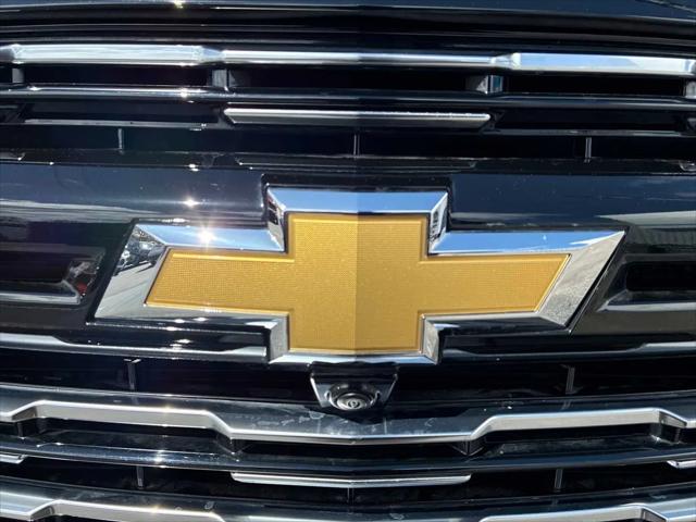 2025 Chevrolet Suburban 4WD High Country