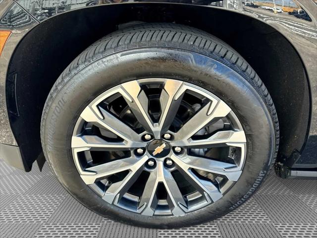2025 Chevrolet Suburban 4WD High Country