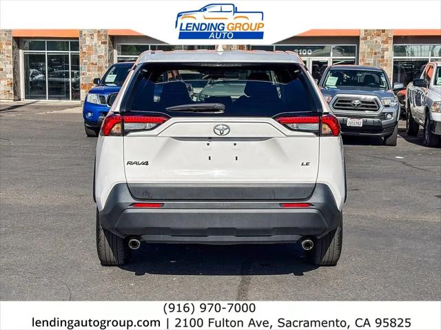 2024 Toyota RAV4 LE