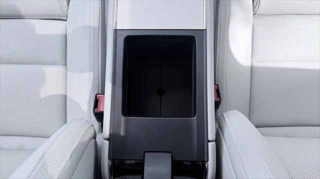 2025 Volvo X 90 Ultra, Twin Motor, Fully electric, 6 Seats