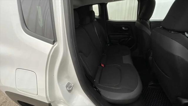 2023 Jeep Renegade Altitude 4x4