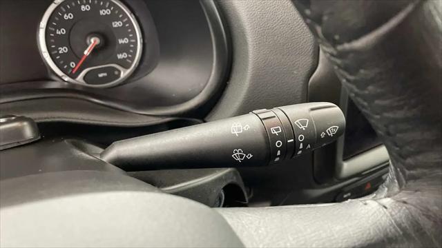 2023 Jeep Renegade Altitude 4x4
