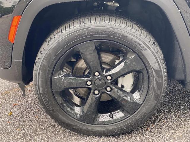 2025 Jeep Grand Cherokee Limited 4x2