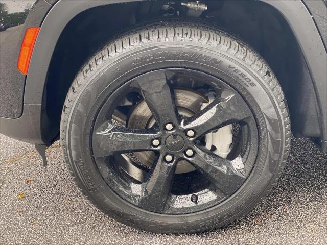 2025 Jeep Grand Cherokee Limited 4x2