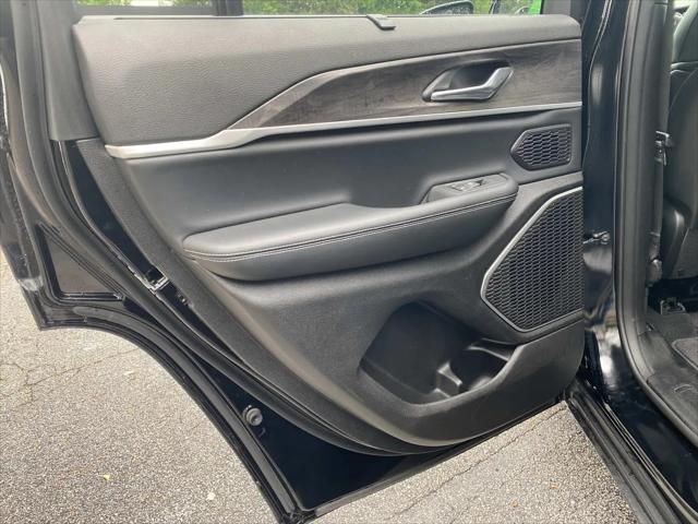 2025 Jeep Grand Cherokee Limited 4x2