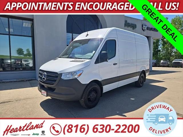2025 Mercedes-Benz Sprinter 2500 Standard Roof 4-Cyl Diesel for sale in Excelsior Springs, MO