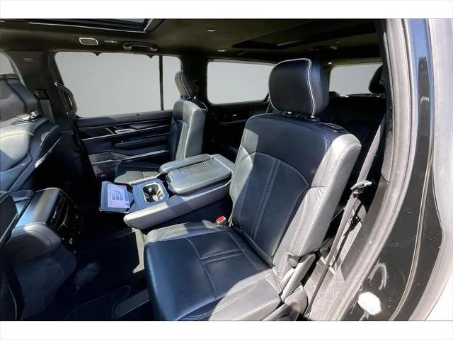 2024 Jeep Grand Wagoneer L Series II 4x4