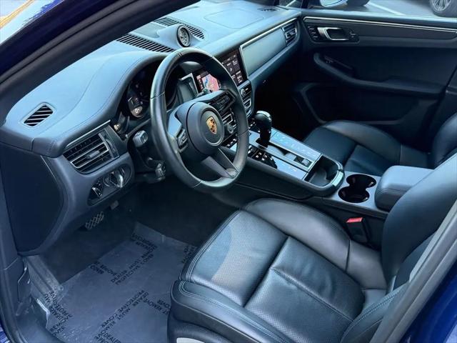 2023 Porsche Macan Macan