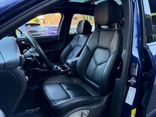 2023 Porsche Macan Macan
