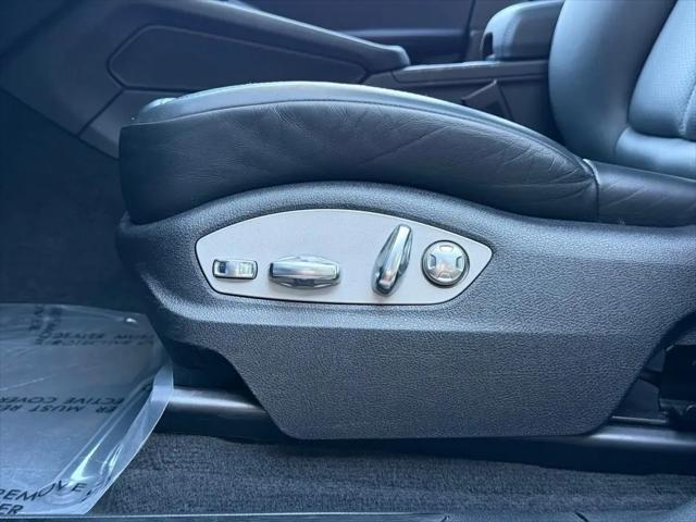 2023 Porsche Macan Macan