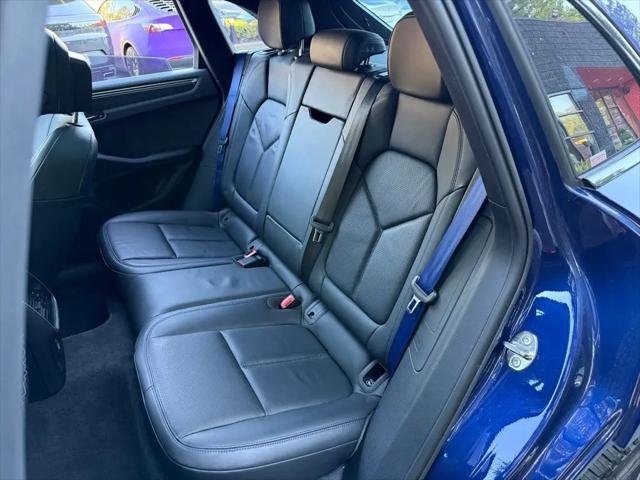 2023 Porsche Macan Macan