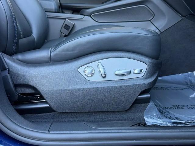 2023 Porsche Macan Macan