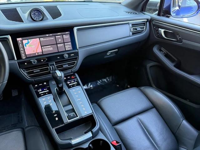 2023 Porsche Macan Macan