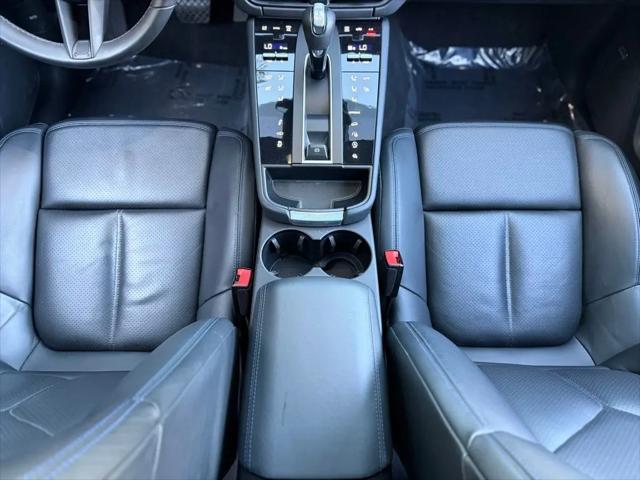 2023 Porsche Macan Macan
