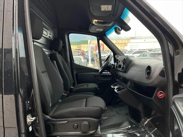 2020 Mercedes-Benz Sprinter 2500 Standard Roof V6