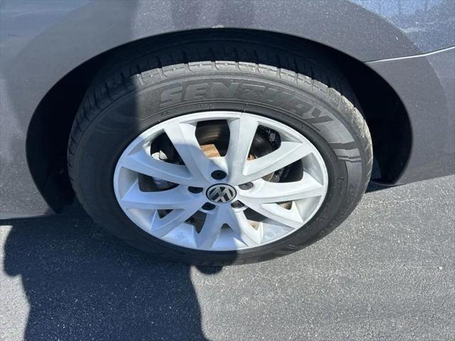 2015 Volkswagen Jetta 1.8T SE
