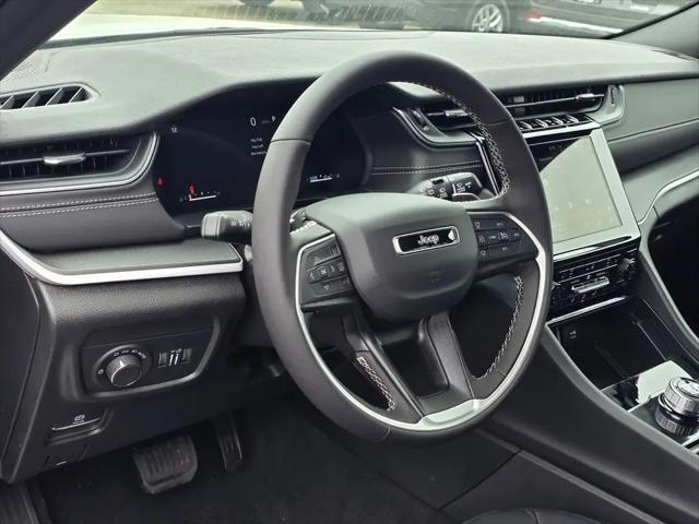 2026 Jeep Grand Cherokee Altitude 4x2