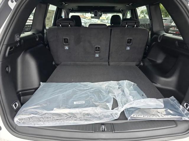 2026 Jeep Grand Cherokee Altitude 4x2