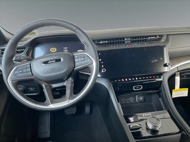 2026 Jeep Grand Cherokee Altitude 4x4