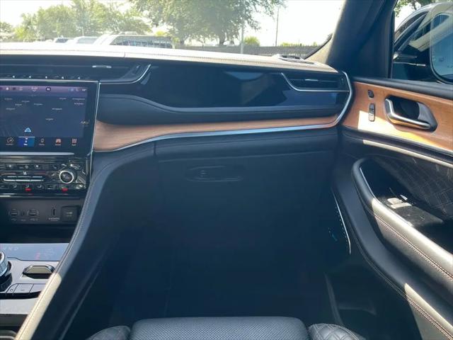 2022 Jeep Grand Cherokee Summit Reserve 4x4