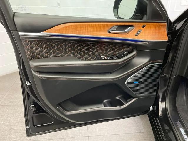 2022 Jeep Grand Cherokee Summit Reserve 4x4