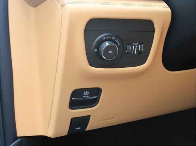 2026 Jeep Grand Cherokee L Summit 4x4
