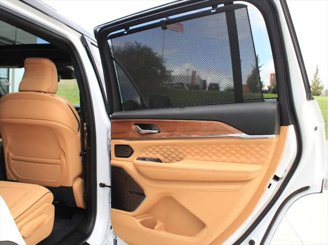2026 Jeep Grand Cherokee L Summit 4x4