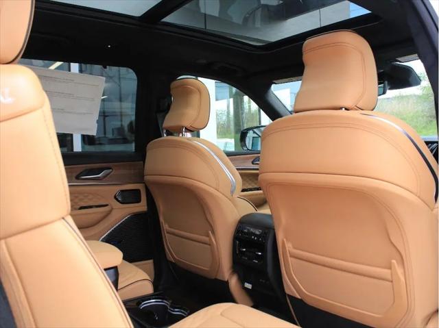 2026 Jeep Grand Cherokee L Summit 4x4