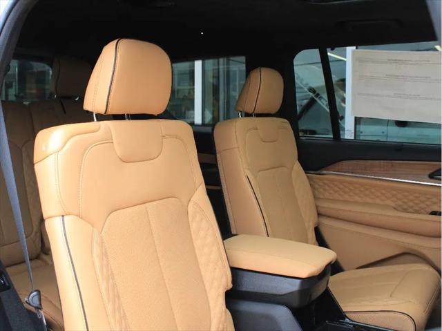 2026 Jeep Grand Cherokee L Summit 4x4