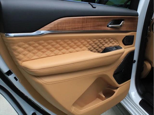 2026 Jeep Grand Cherokee L Summit 4x4