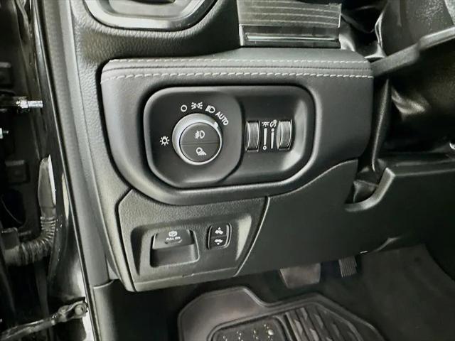 2022 Ram 1500 Limited Crew Cab 4x4 57 Box