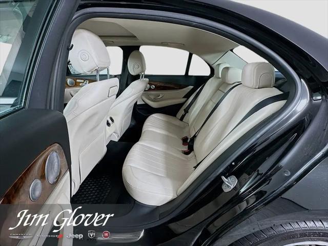 2018 Mercedes-Benz E-CLASS E 300 E 300