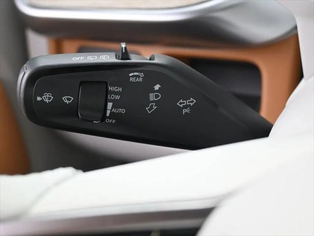 2025 Volkswagen ID. Buzz 1st Edition with 4MOTION