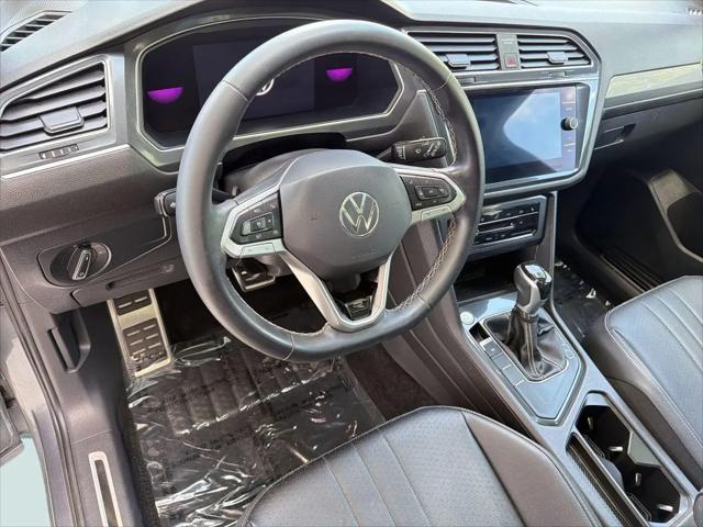 2023 Volkswagen Tiguan 2.0T SE R-Line Black