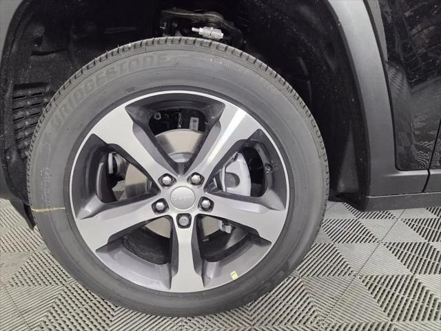 2026 Jeep Grand Cherokee Limited 4x2